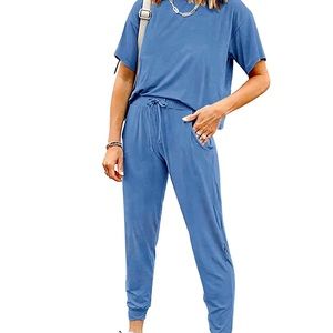 Women’s 2 piece, jogger set